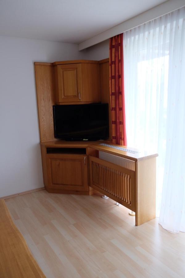 Putz Appartements Grobming Extérieur photo